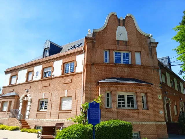 Saint Louis University-Madrid (Padre Arrupe Hall)