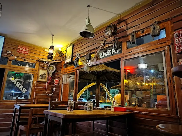 La Nona Yoca, Cantina Marinera