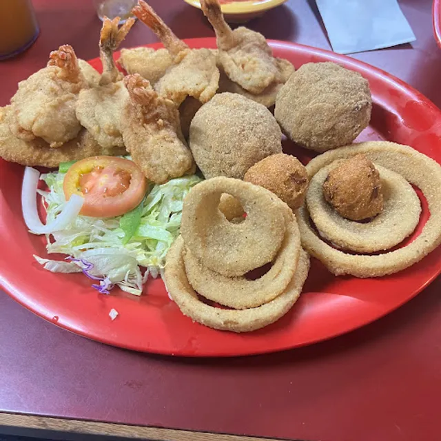 La Pesca Seafood Restaurant