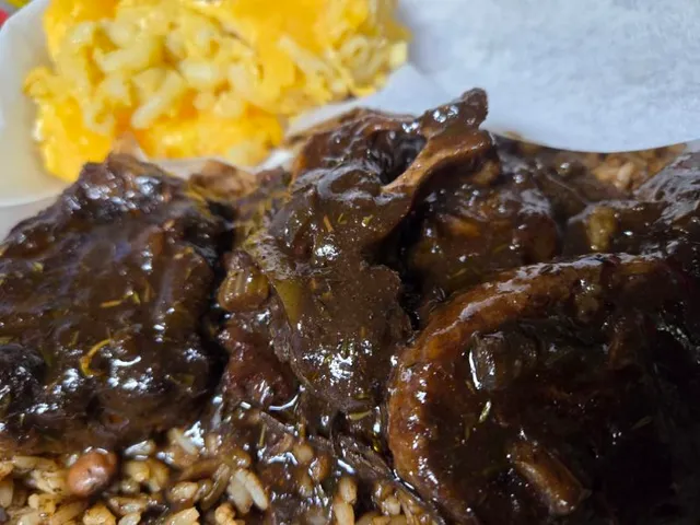 Smokey Joes Caribbean Cuisine