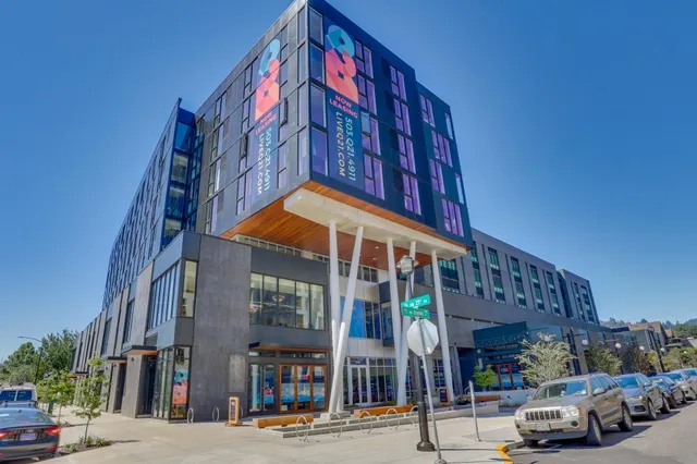 Q21 Vacation Rentals in Portland by Vacasa