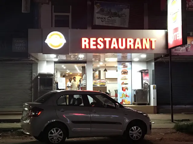 Shine Restaurant POONOOR