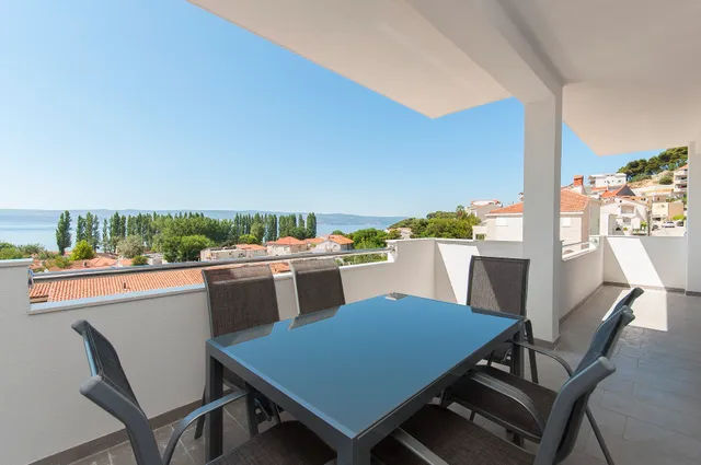 Apartman Mira- Omis