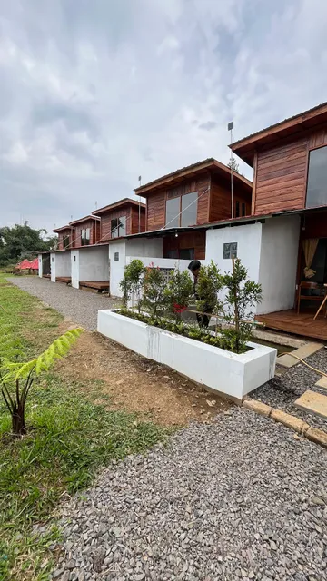 The Valley House Ci Dwi Resort