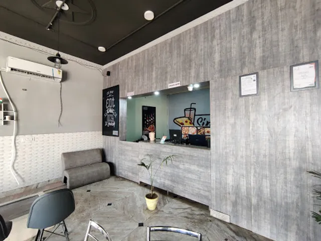 Sip n Slice Farrukhnagar