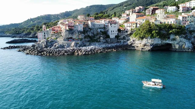 Aphrodite 5 Terre Boat Tours