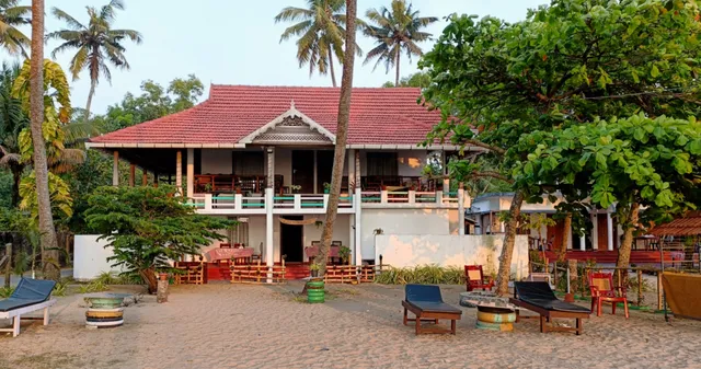 Marari Praise Beach-front Homestay