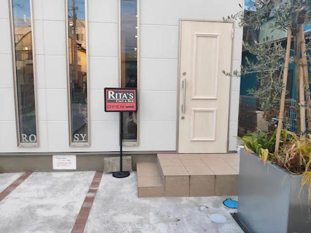Rita’s Cafe & Bar