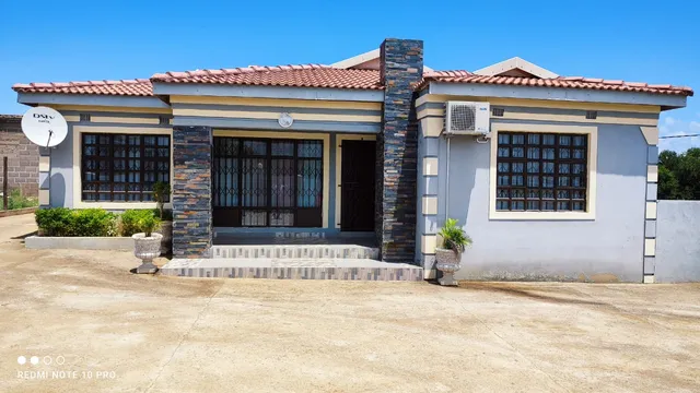 Labas Travellers Guest House