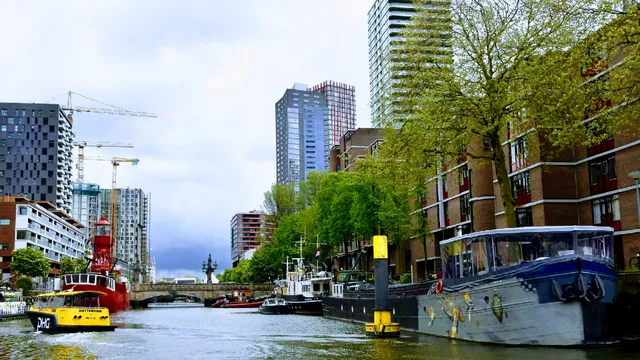 Houseboat Rotterdam