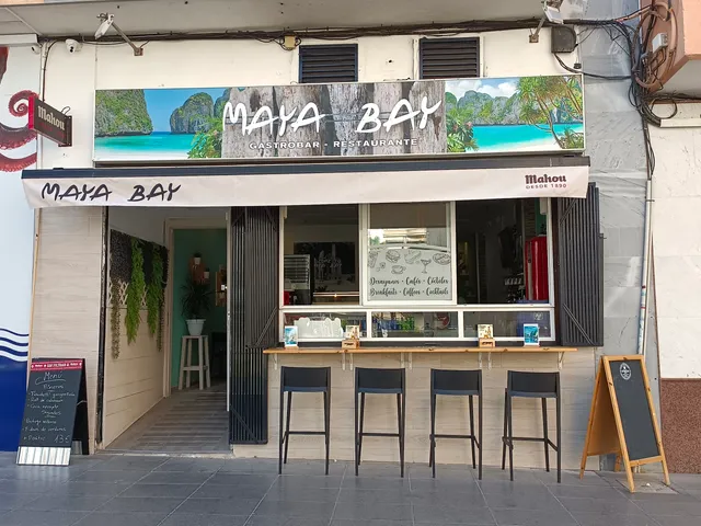 La cueva del chef ( Maya Bay )