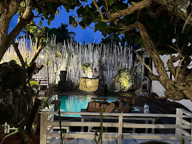 Kul de Sak Beach Bar