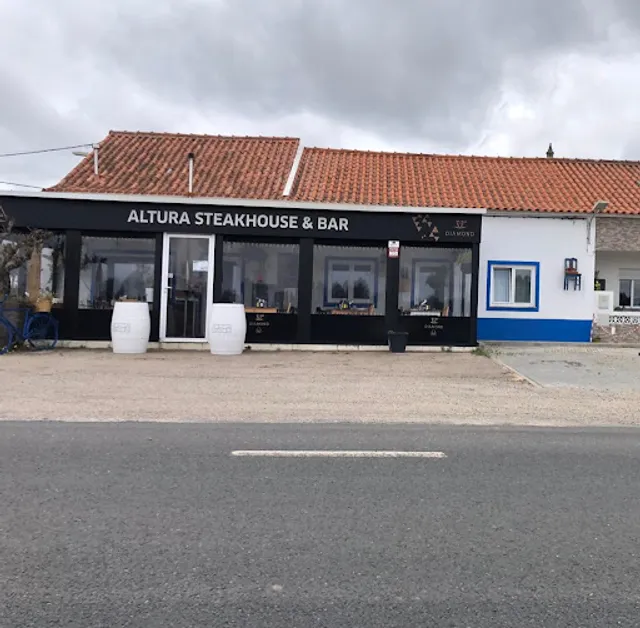 Altura Steakhouse&Bar