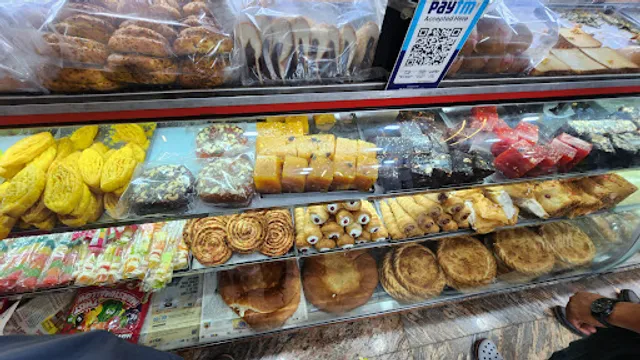 MAYURA BAKERY AND SWEETS