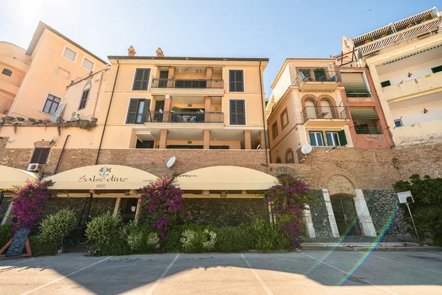 La Terrazza sul Porto di Nettuno