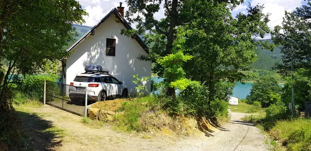 Zavojsko jezero smeštaj - Kuća "Pepa"