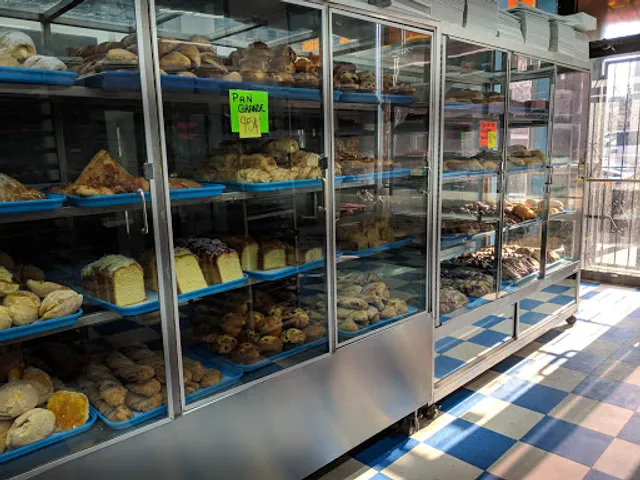 La Central Bakery