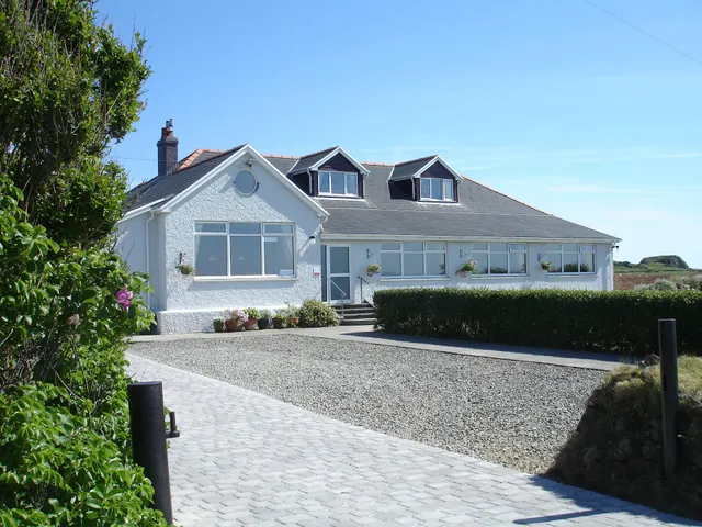 Craig-Y-Mor Bed & Breakfast Whitesands St Davids with Sea Views