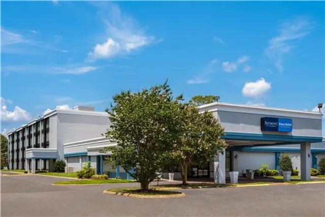 Days Hotel by Wyndham Williamsburg I-64