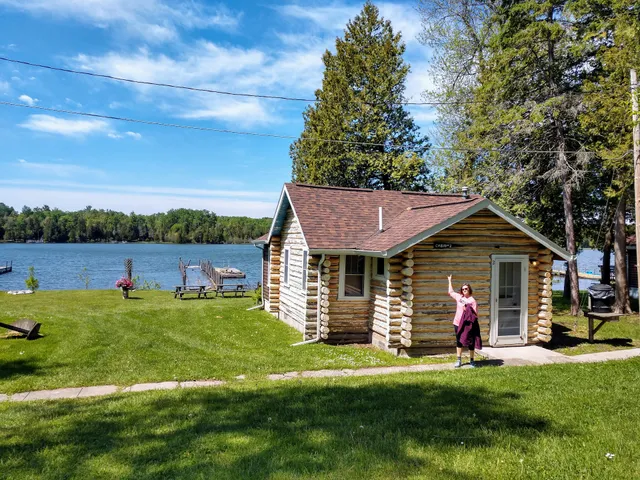 Springs Lodge & Cottages
