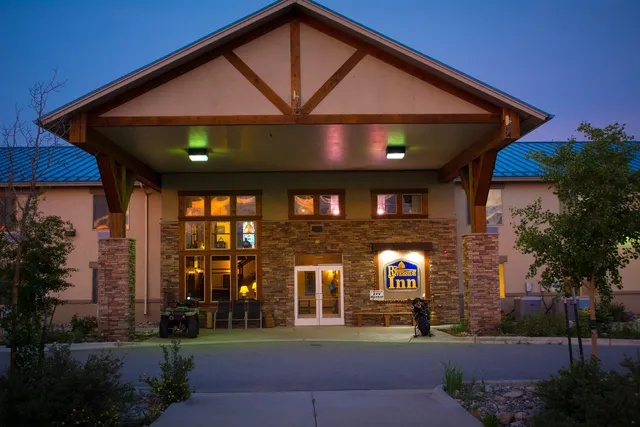 A Riverside Inn Travelodge by Wyndham