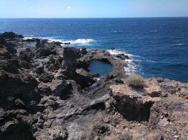 Playa Y Piscinas Naturales