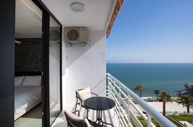 Torre De La Roca with amazing sea views!