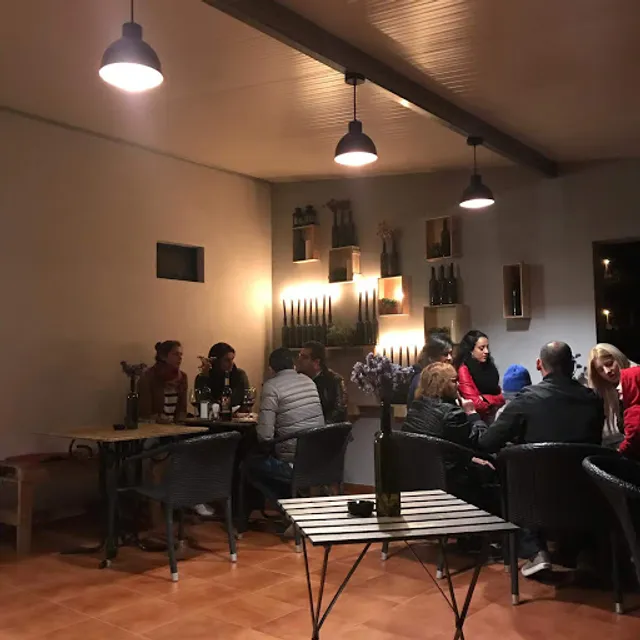 D'ALMA • Wine Bar • Drinks • Shop