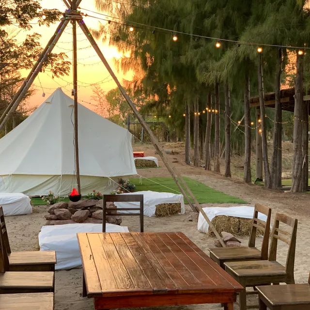 ธาราบีช ทะเลอุดร Tara Beach Udonthani