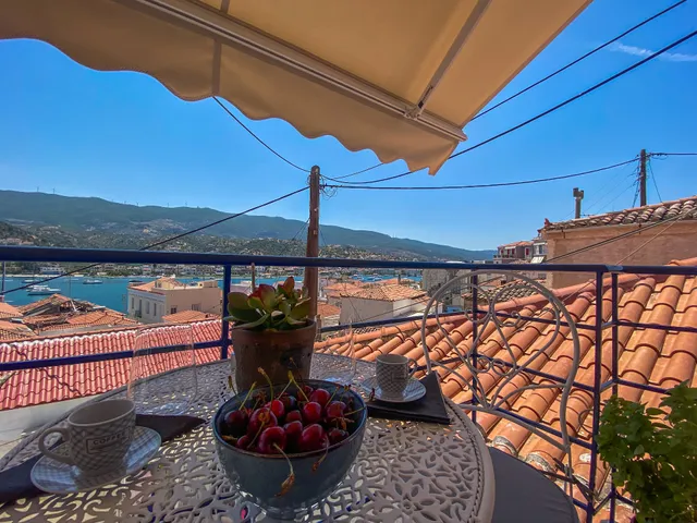 CAMARA LUXURY SUITE POROS