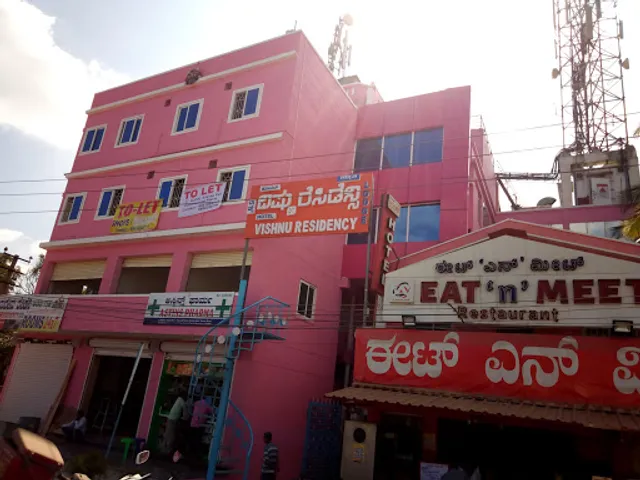 Eat 'n' Meet Restaurant