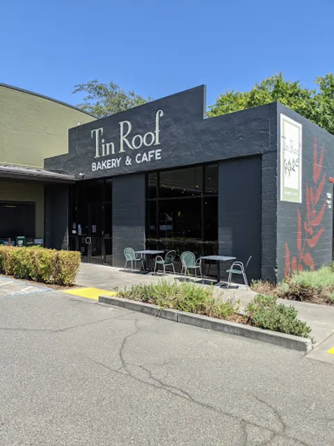Tin Roof Bakery and Cafe