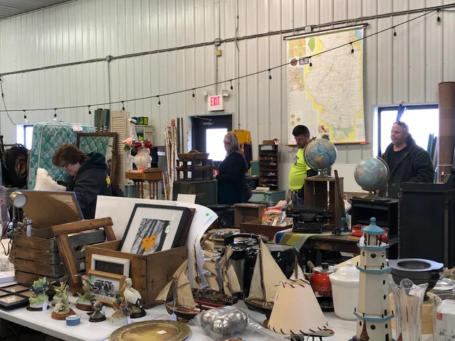 The Pickin Chicks Upscale Resale, Gifts and More