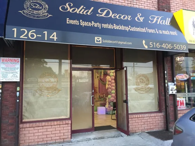 Solid Decor and Hall