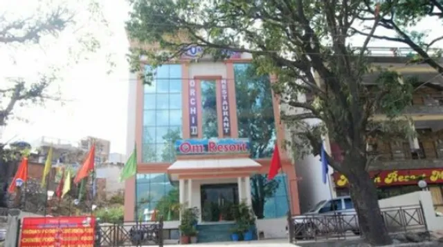 om resort & Restaurant