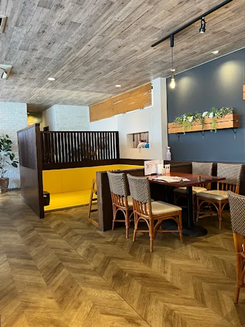 太陽のカフェ 西尾店