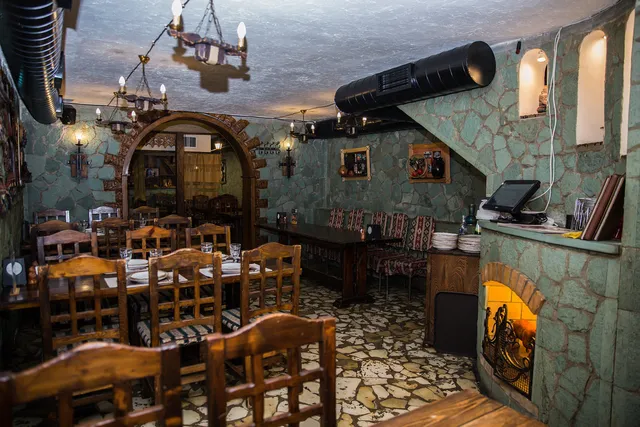 Genatsvale Tavern Kievyan Branch