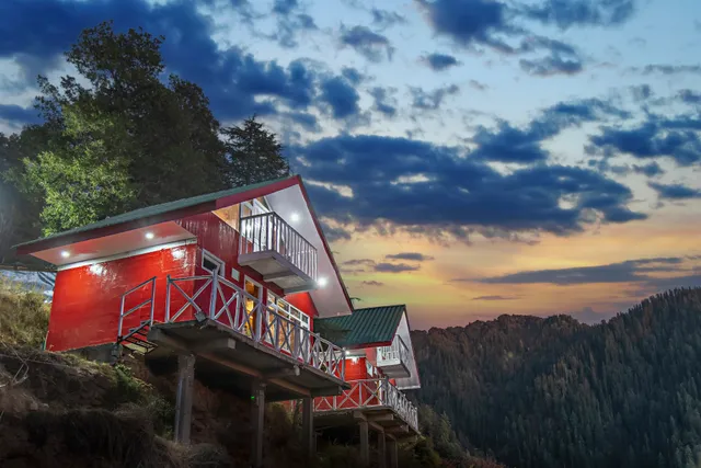 Nesta Narkanda Moonwake Cottages