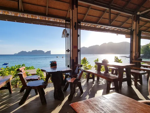 Paradise Pearl Restaurant