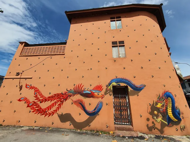 Street art - Dragon and Phoenix wall mural
