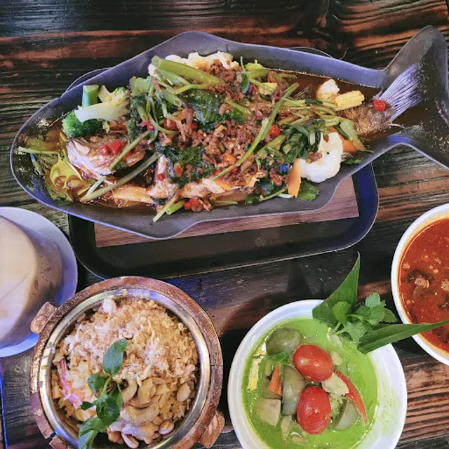 Mint Thai House 薄荷葉泰國菜