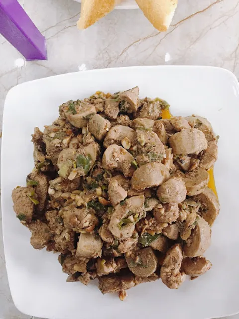 GIA ĐÌNH THOA THOA - QUÁN CHAY ĐÀ NẴNG