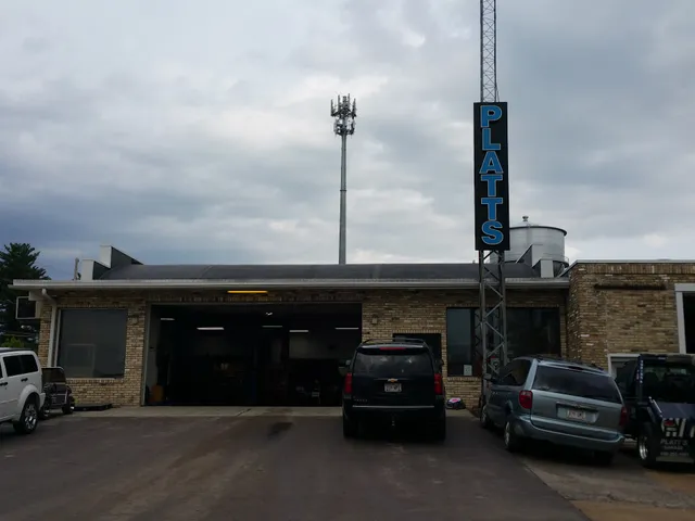 Platt's Garage