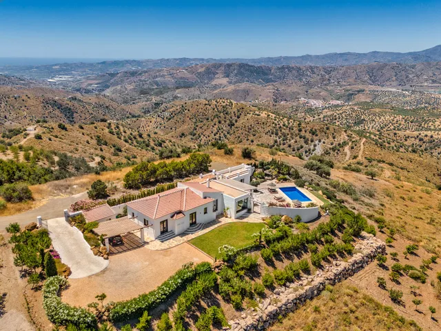 Casa de Pilares luxe vakantievilla (8 pers.) op droomlocatie in Andalusië