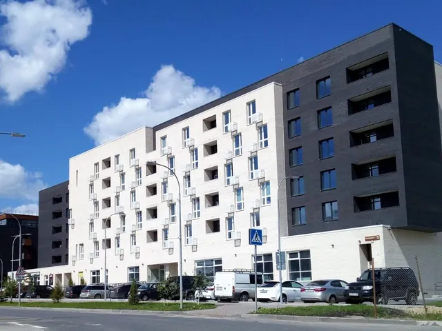 Apartamenty I Kvartiry Posutochno