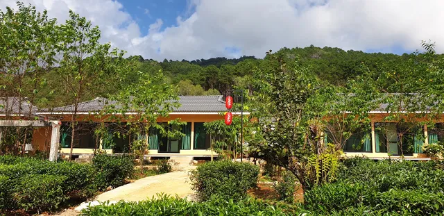 จือการ์เด้น รักไทยรีสอร์ท