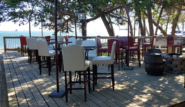 Upa Upa Tiki Bar & Flamers