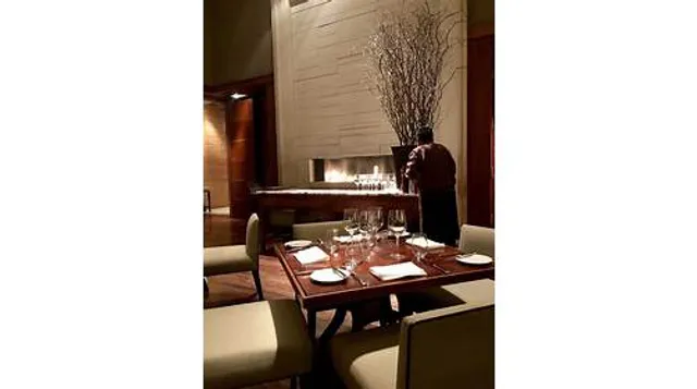 American Bar & Grille