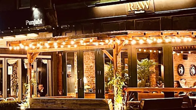 Raw Bistro