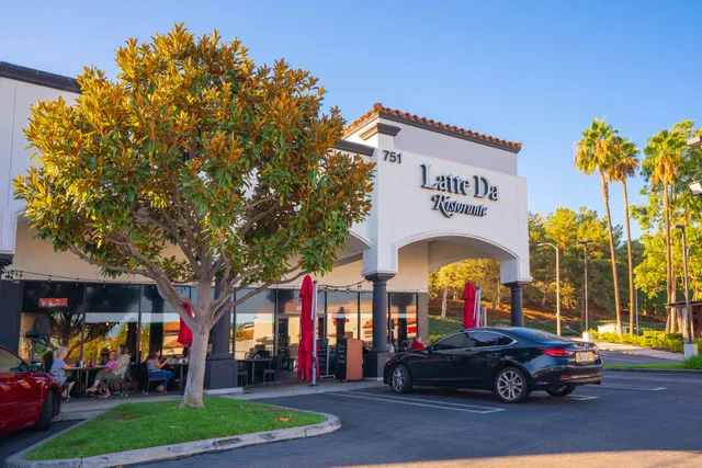 Sycamore Canyon Plaza